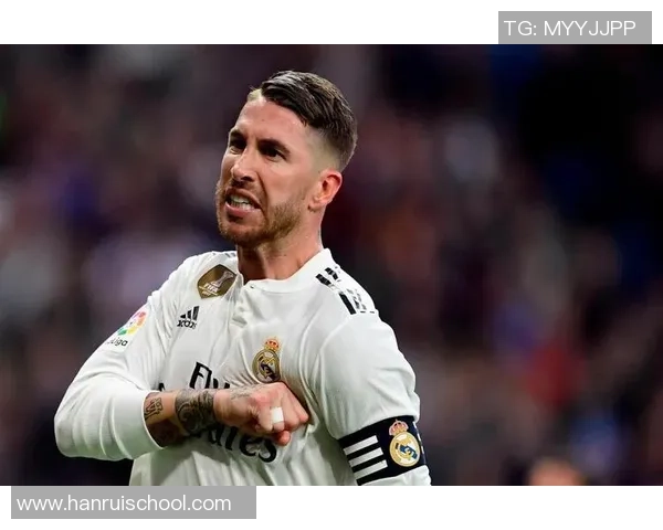 现役大后卫足球明星的崛起与影响力分析及未来发展趋势探讨