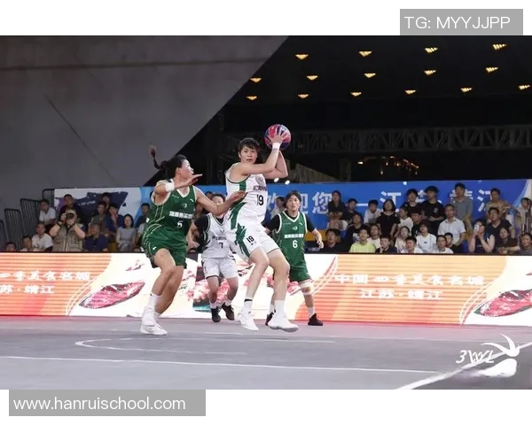 重庆篮球队与南京篮球队的速度较量赛后分析与总结