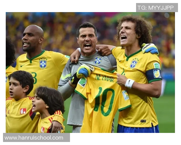 精彩回顾三号足球明星的辉煌瞬间与经典进球集锦