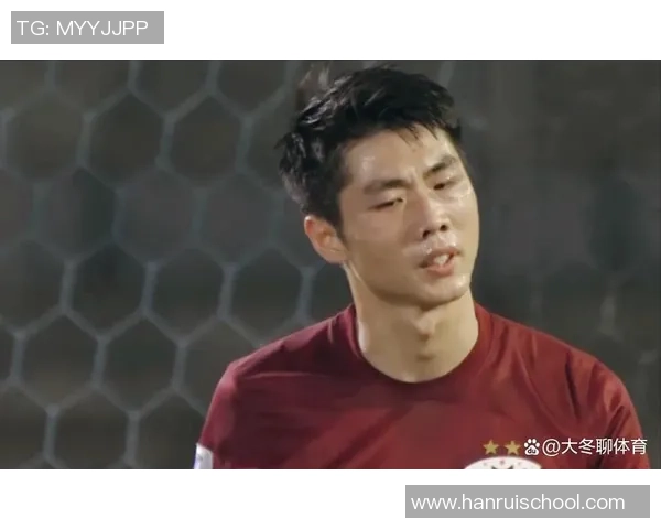 足球明星在关键时刻踢丢点球引发球迷热议赛场失误成焦点